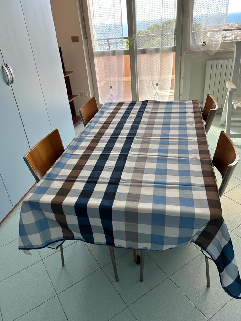 Vip - Sea View - Pool & Tennis - Free Parking Apartment